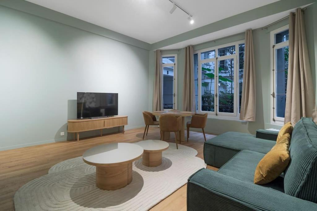 4pers#1bedroom#victor Hugo#arc De Triomphe * Paris