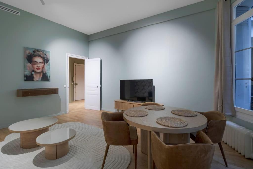 4pers#1bedroom#victor Hugo#arc De Triomphe *